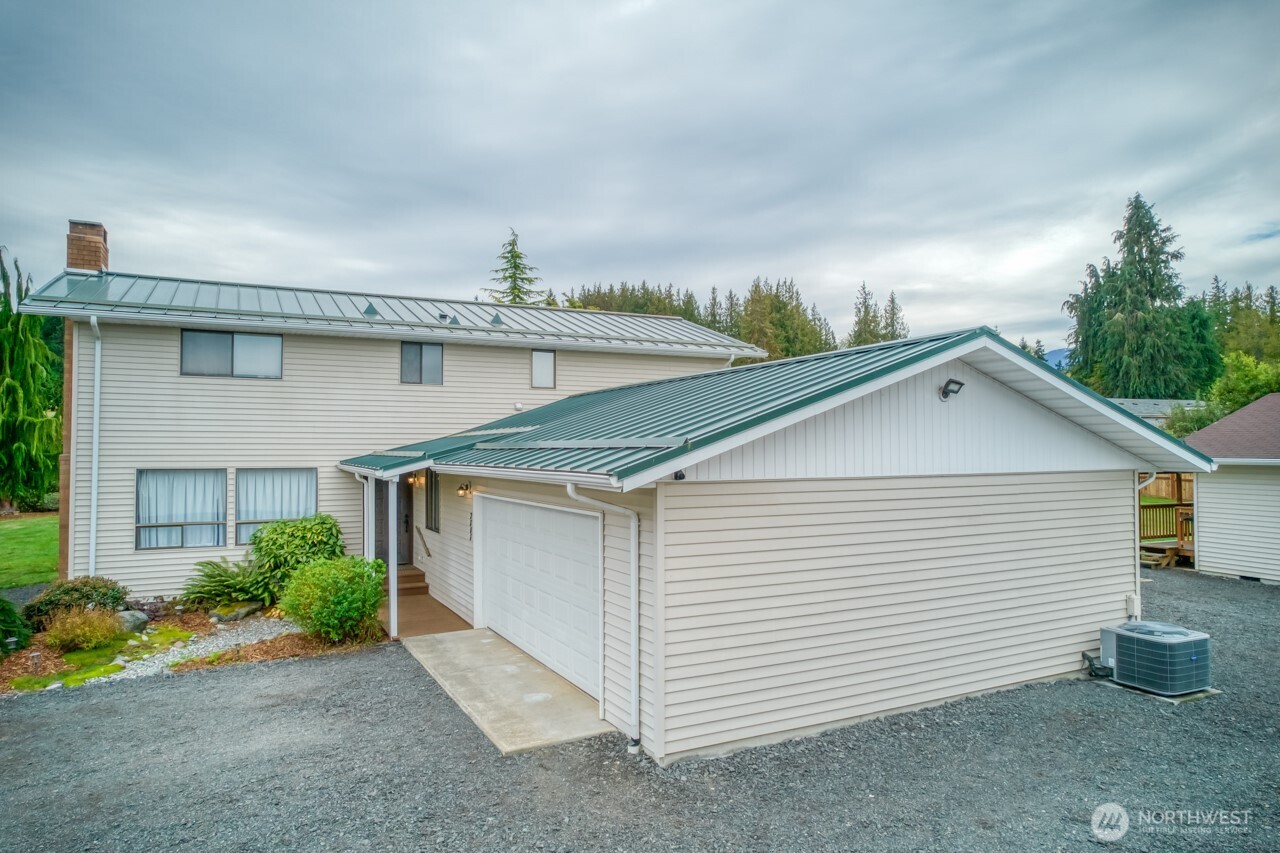 2808 W Edgewood Drive Port Angeles WA 98363