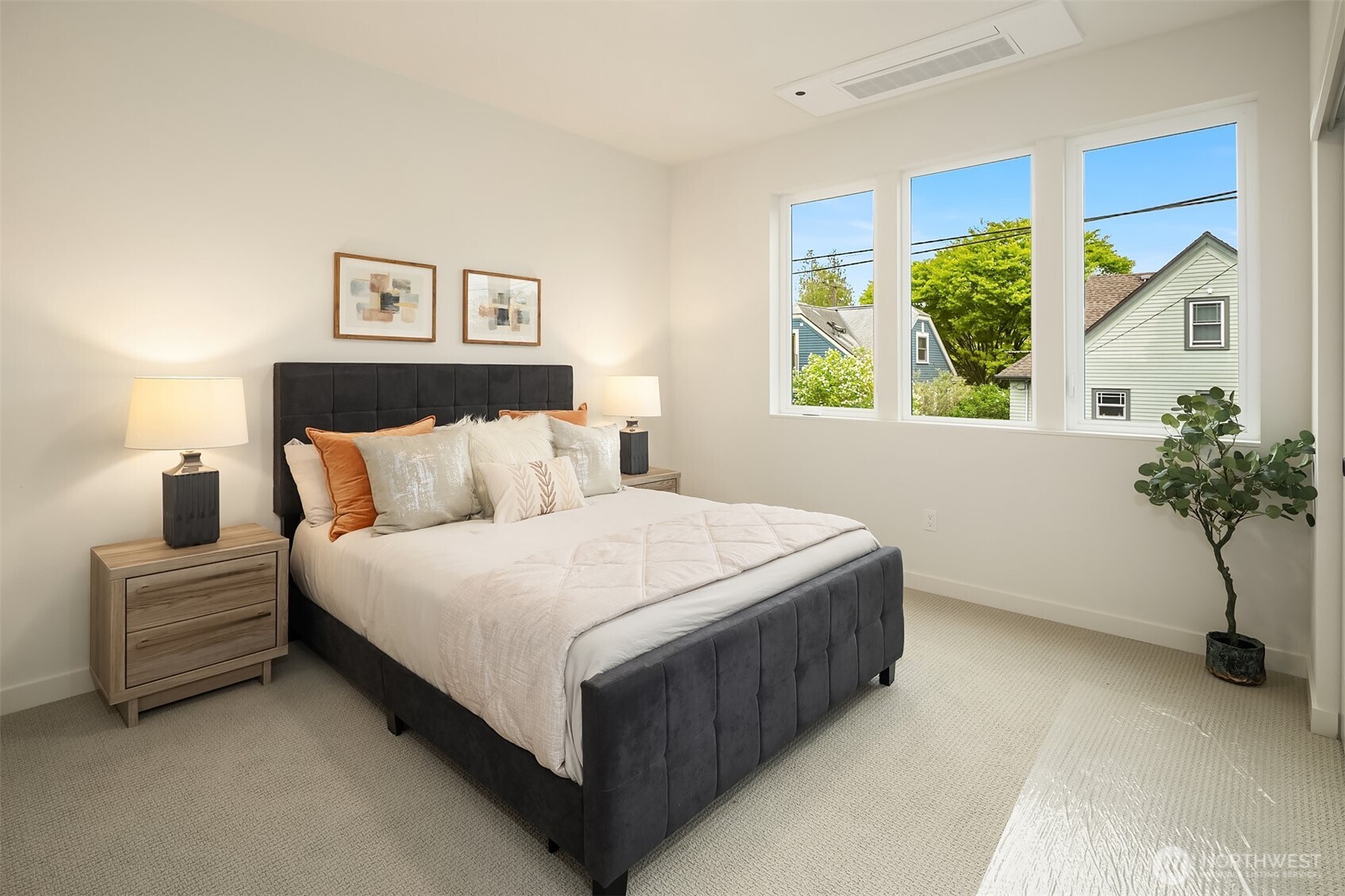 7062 Cleopatra Place NW Seattle WA 98117