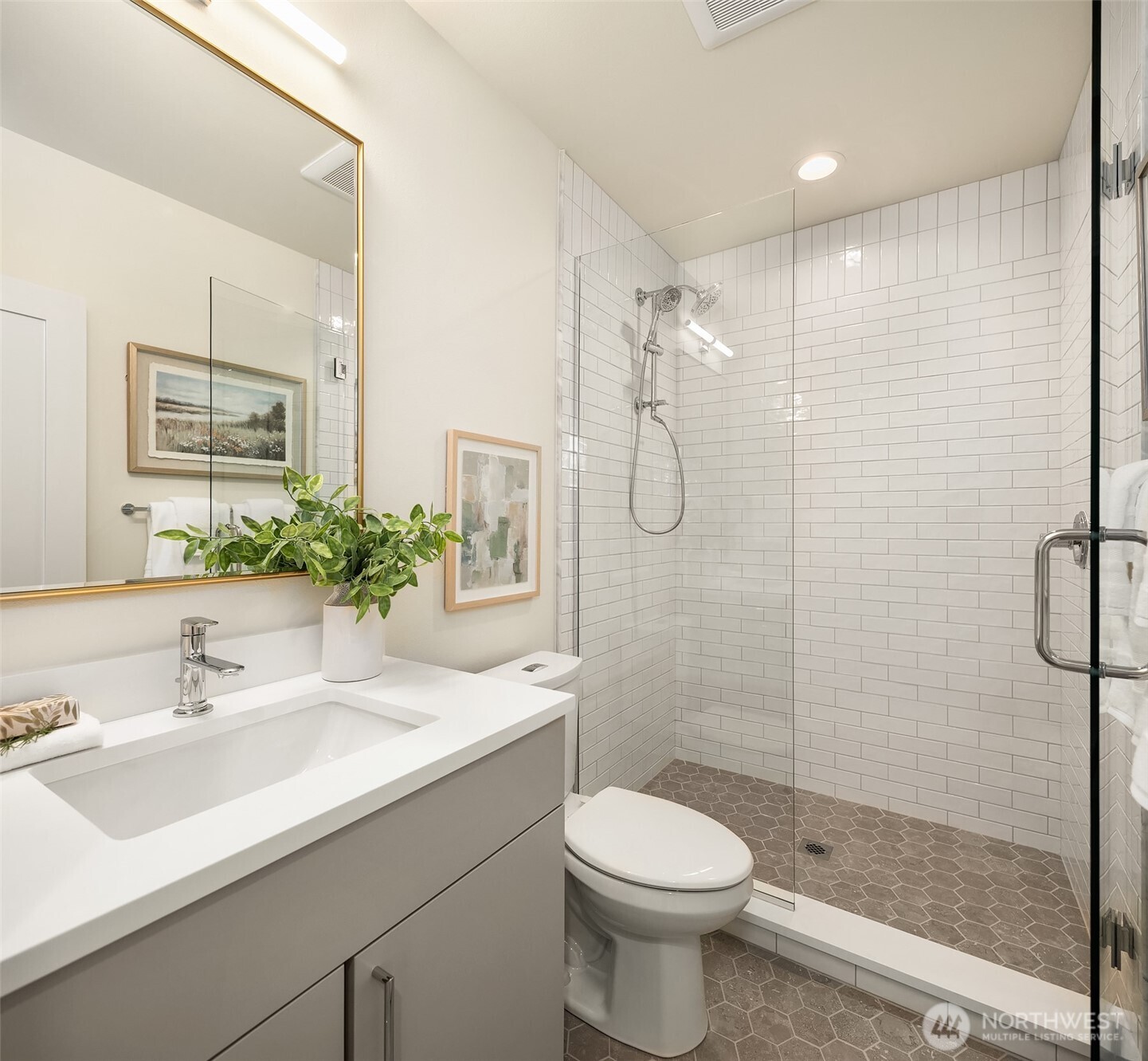 7062 Cleopatra Place NW Seattle WA 98117