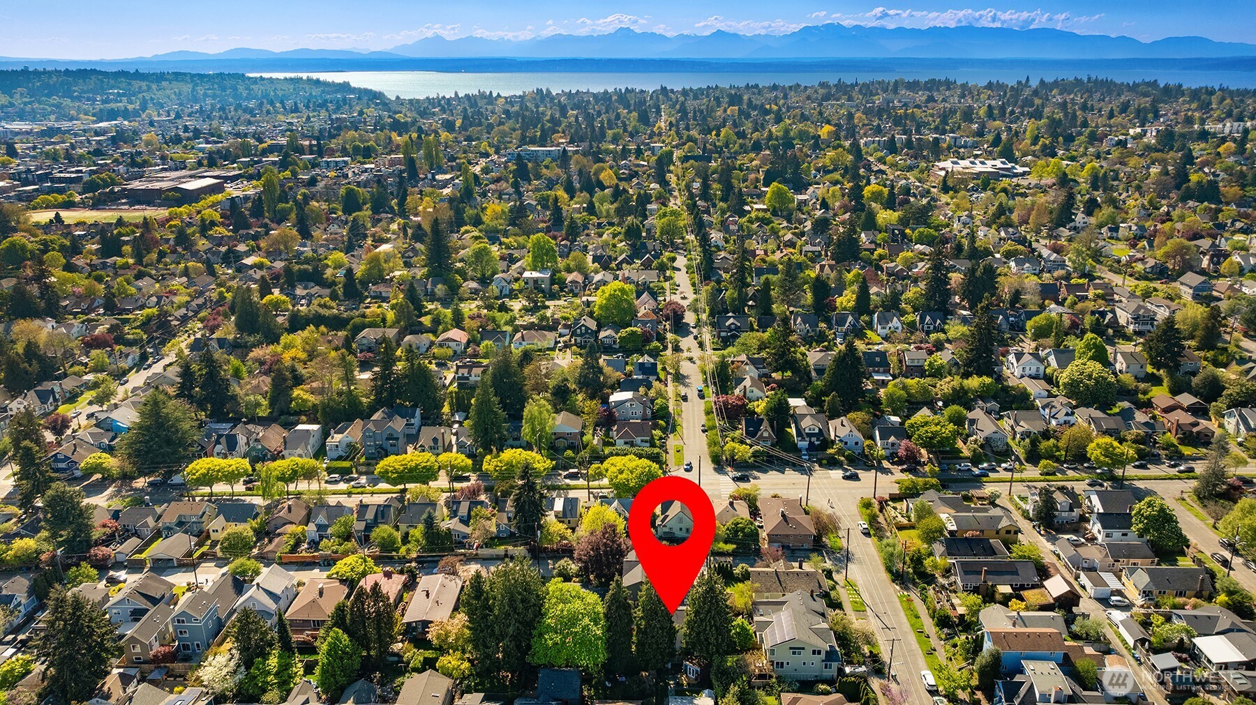 7062 Cleopatra Place NW Seattle WA 98117