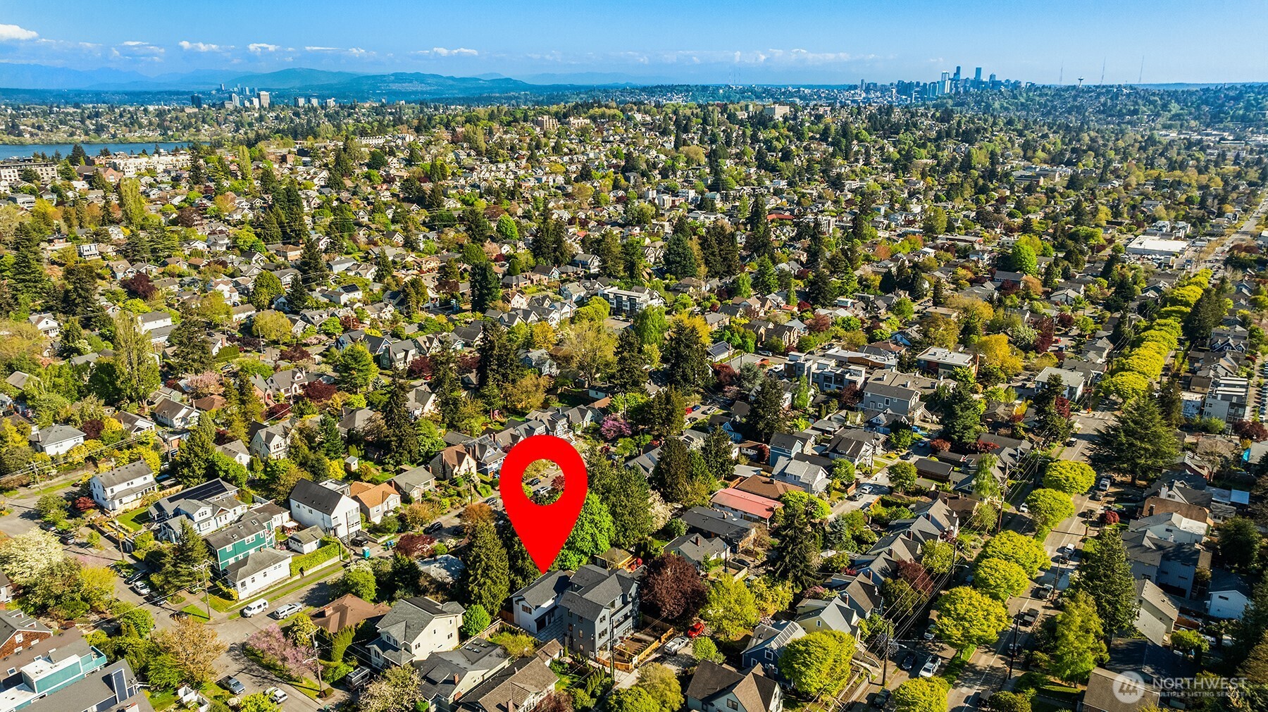7062 Cleopatra Place NW Seattle WA 98117