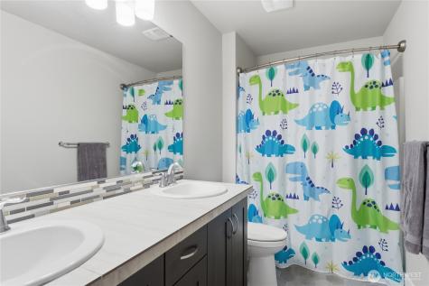 12004 90th Avenue Ct E Puyallup WA 98373