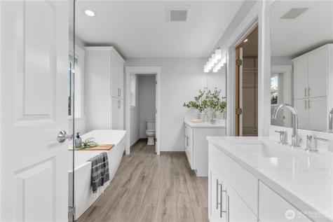 1008 99th Street SW Everett WA 98204