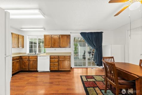 15213 12th Avenue E Tacoma WA 98445