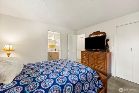15213 12th Avenue E Tacoma WA 98445