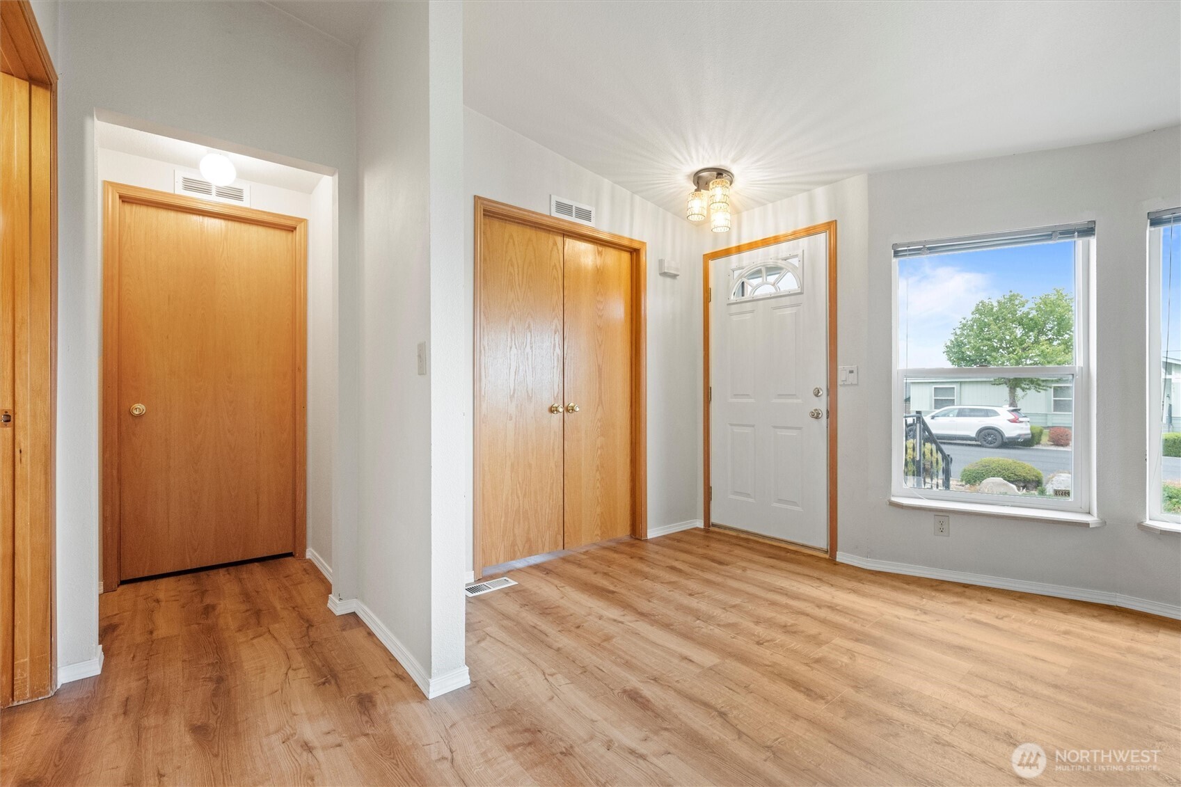 877 J Street SE Ephrata WA 98823