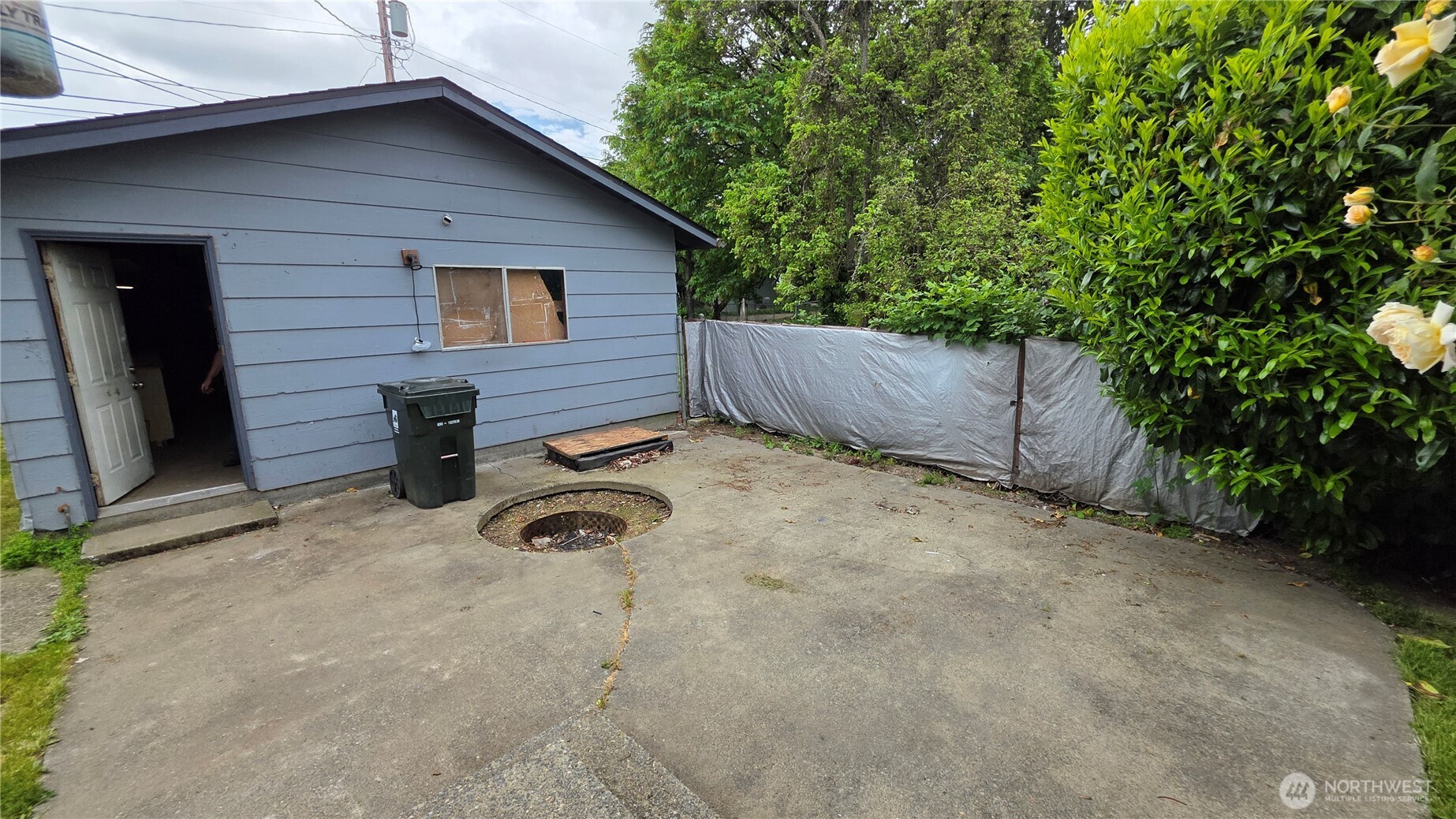 836 E 47th Tacoma WA 98404