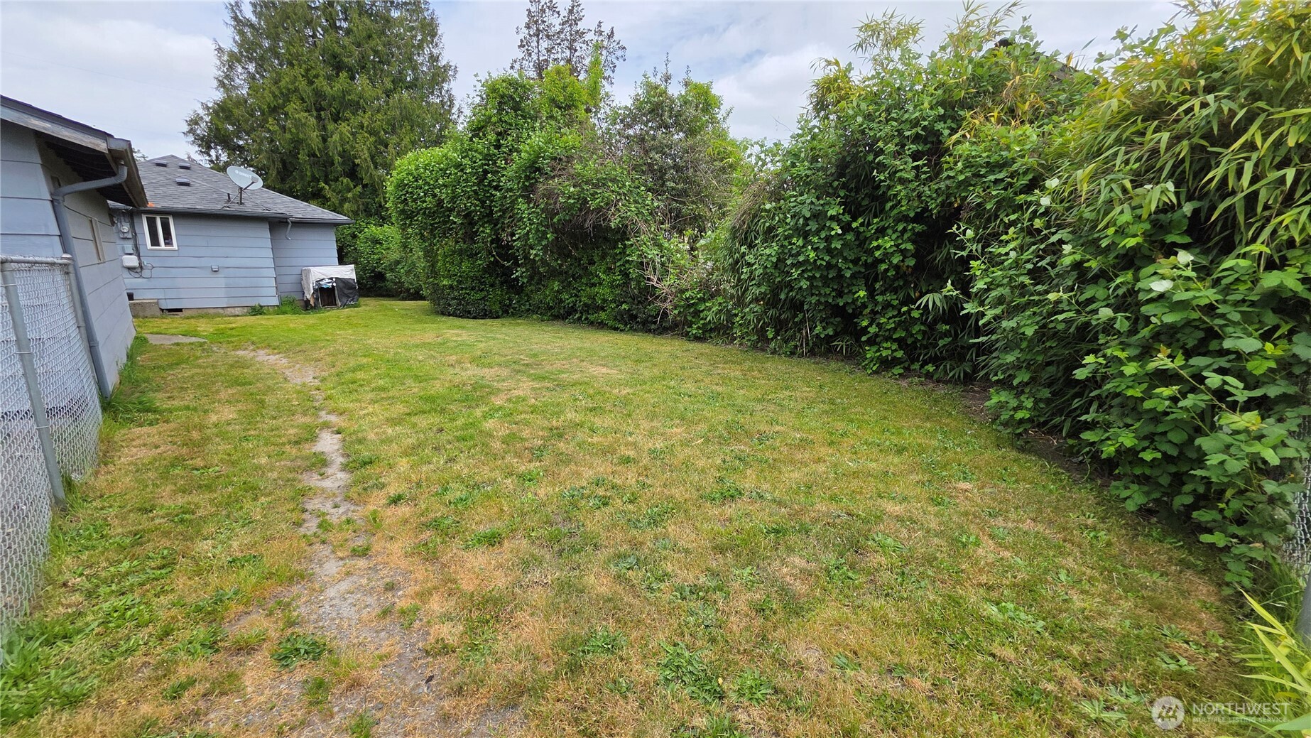 836 E 47th Tacoma WA 98404