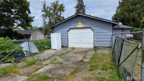 836 E 47th Tacoma WA 98404