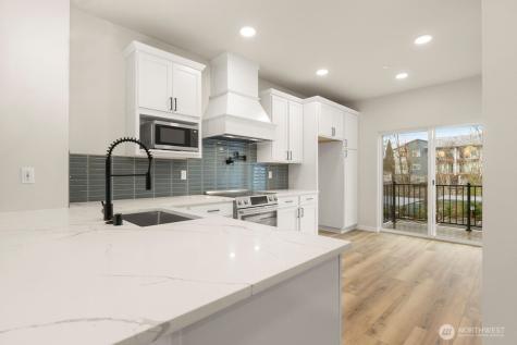 16823 Alder Way Lynnwood WA 98037