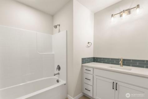16823 Alder Way Lynnwood WA 98037