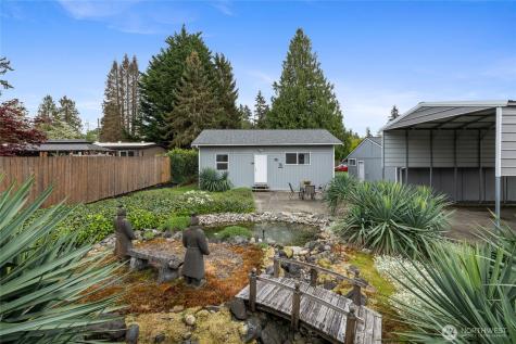 827 99th St S Tacoma WA 98444
