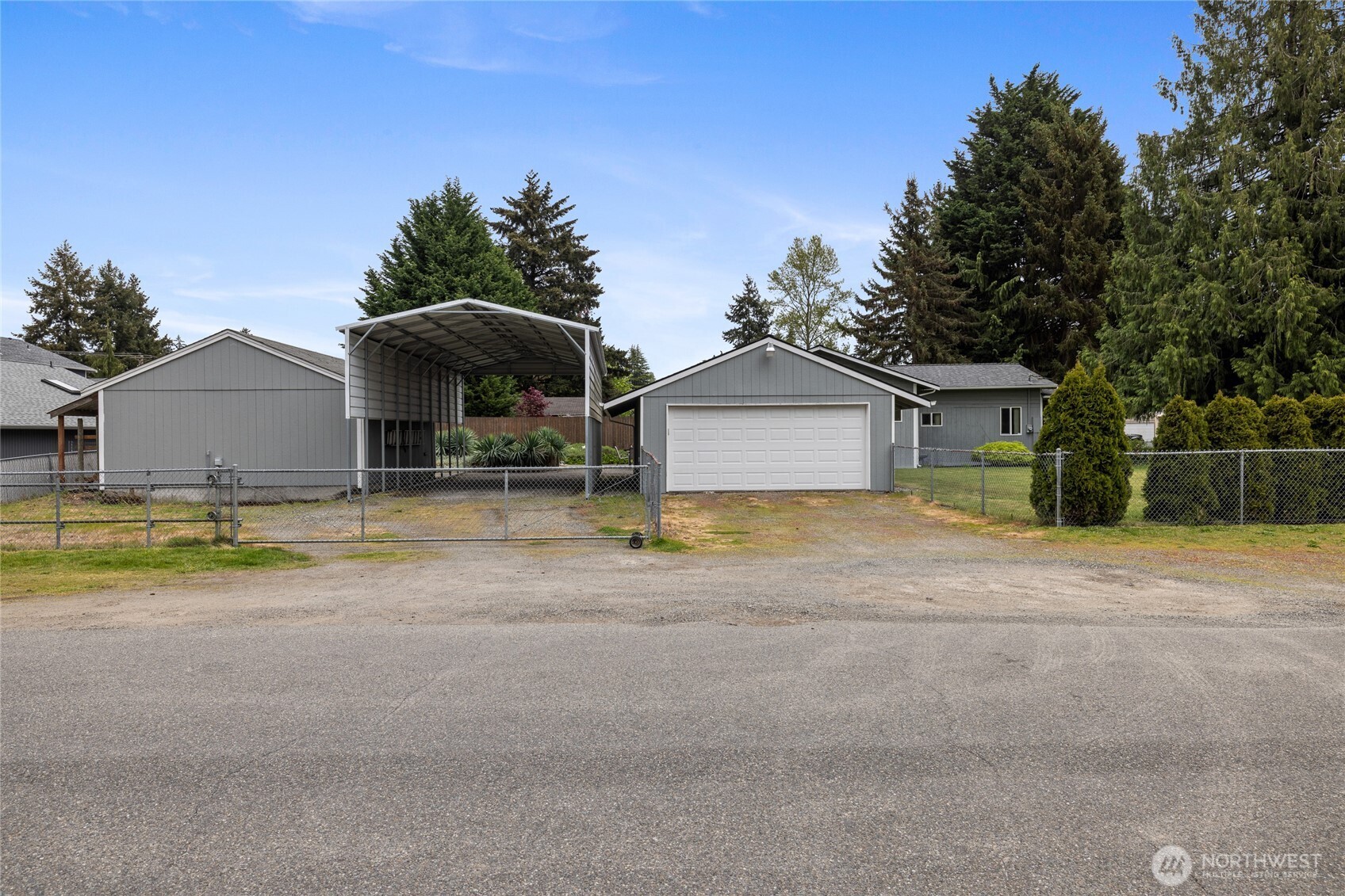 827 99th St S Tacoma WA 98444