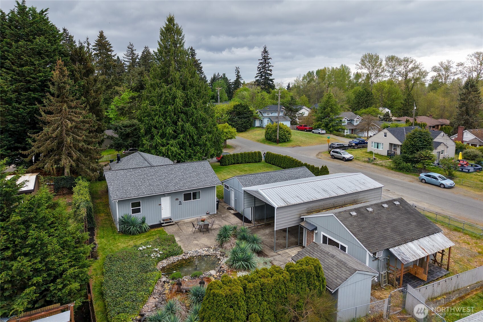 827 99th St S Tacoma WA 98444
