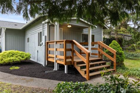 827 99th St S Tacoma WA 98444