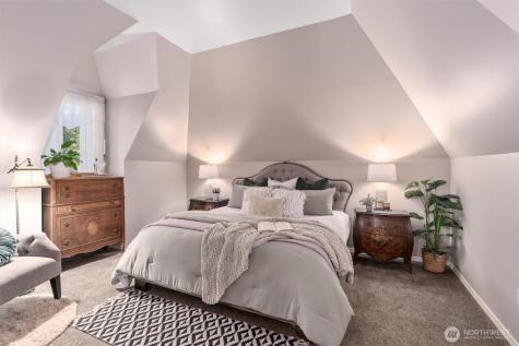 12628 72nd Avenue NE Kirkland WA 98034