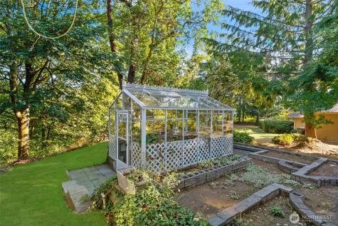 12628 72nd Avenue NE Kirkland WA 98034