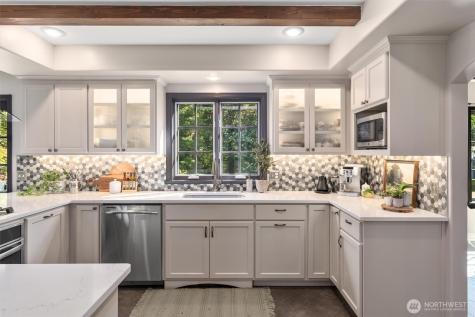 12628 72nd Avenue NE Kirkland WA 98034