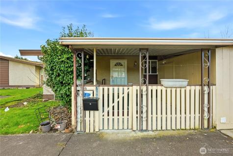 708 Marion Lane SE Puyallup WA 98372