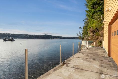 9930 Misery Point Road NW Seabeck WA 98380