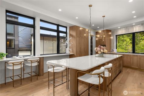 7116 NE 119th Lane Kirkland WA 98034