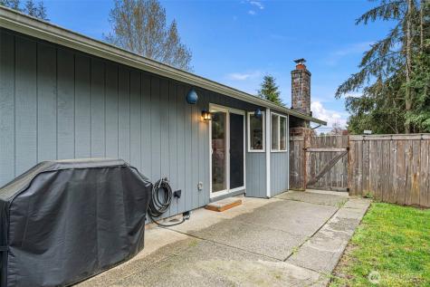 812 California Avenue SE Port Orchard WA 98366