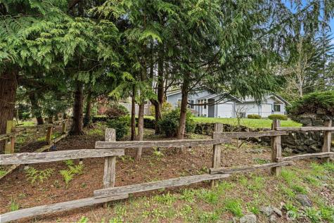 812 California Avenue SE Port Orchard WA 98366