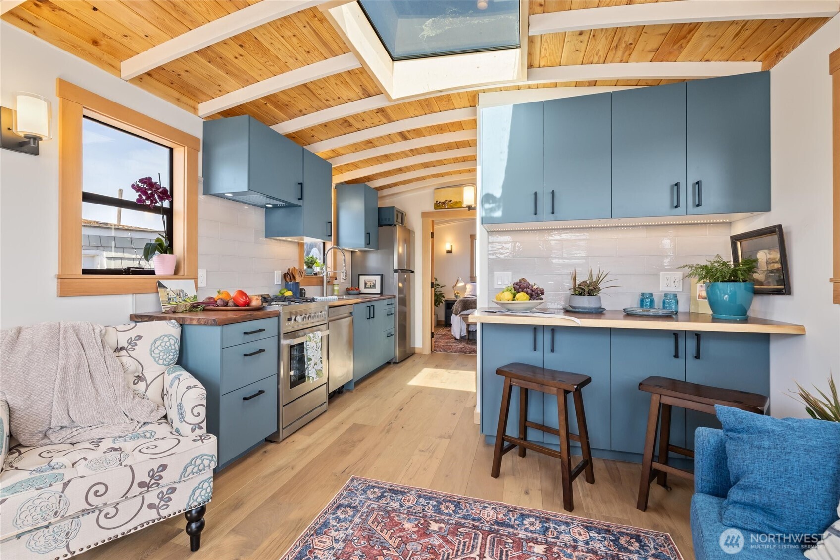 1080 W Ewing Place Seattle WA 98119