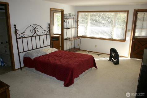 30726 43rd Avenue SW Federal Way WA 98023