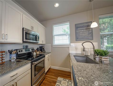 424 Vine Maple Lane SW Ocean Shores WA 98569