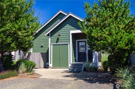 424 Vine Maple Lane SW Ocean Shores WA 98569