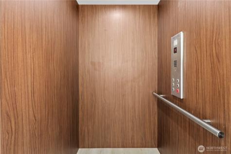 6304 Lakeview Drive Kirkland WA 98033