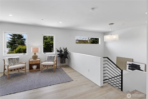 6304 Lakeview Drive Kirkland WA 98033