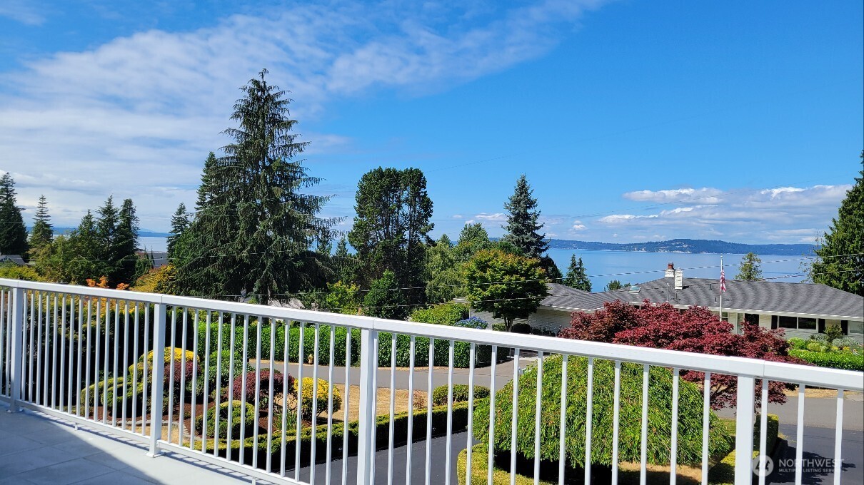 8308 Frederick Place Edmonds WA 98026