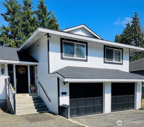 1017 Ballentine Street Raymond WA 98577