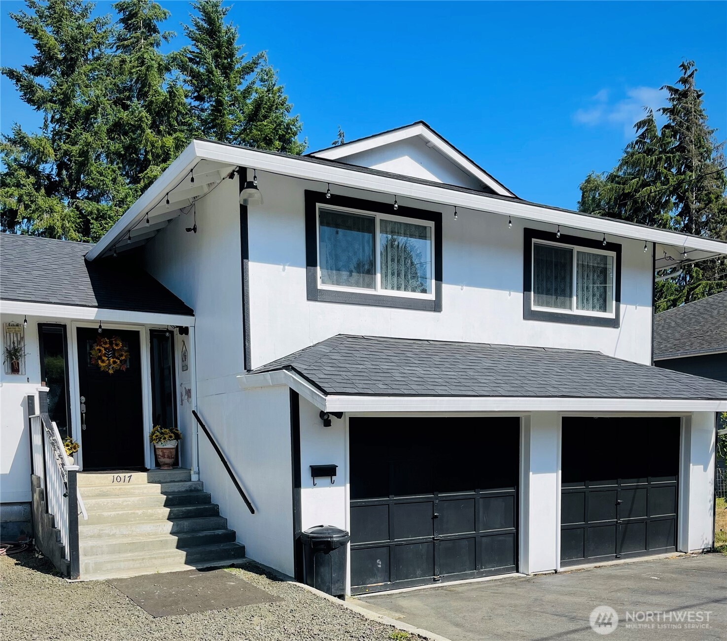1017 Ballentine Street Raymond WA 98577