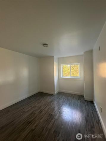 1017 Ballentine Street Raymond WA 98577