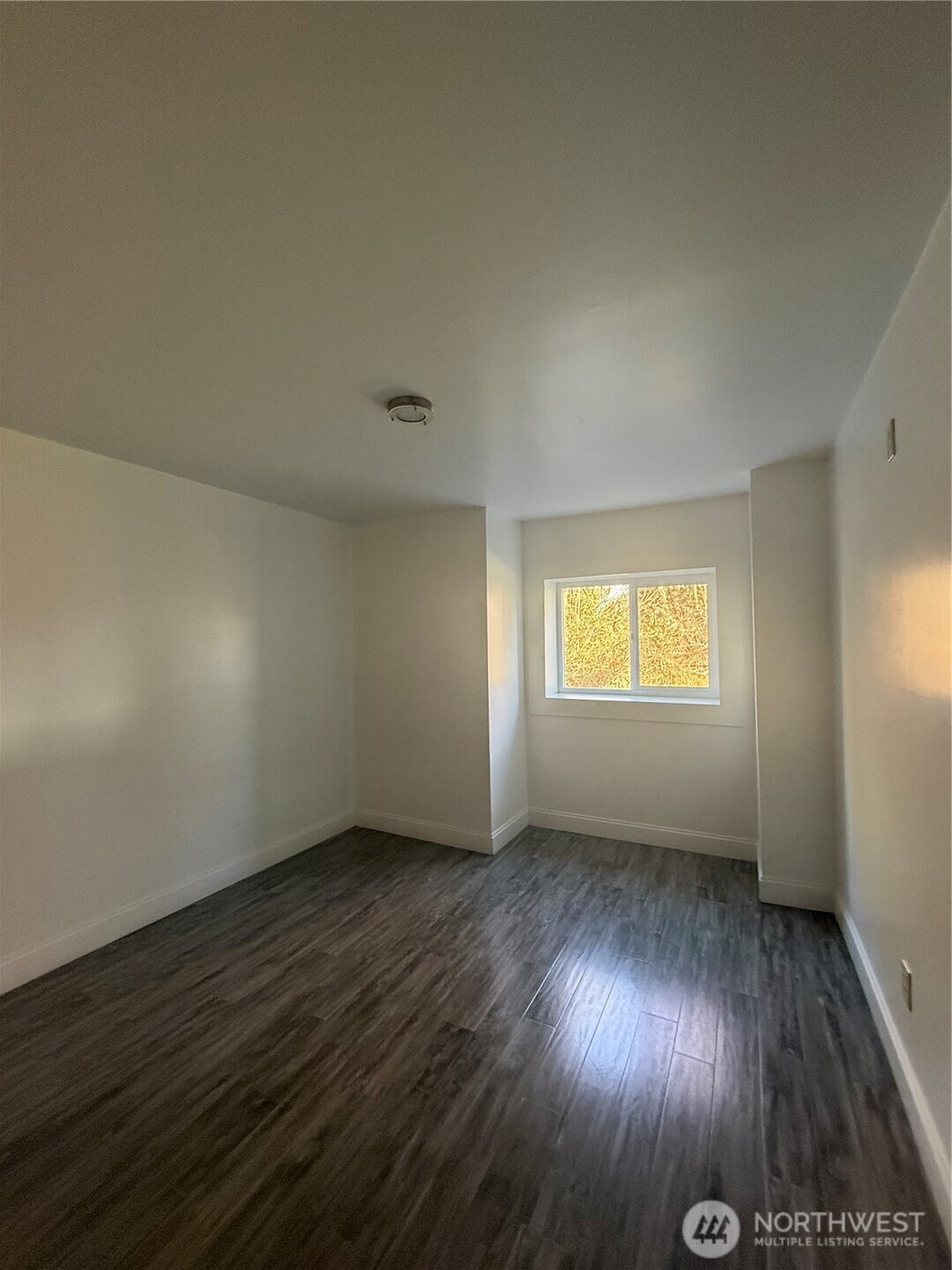 1017 Ballentine Street Raymond WA 98577