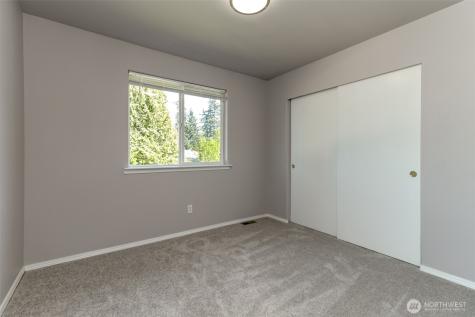 27012 117th Place SE Kent WA 98030