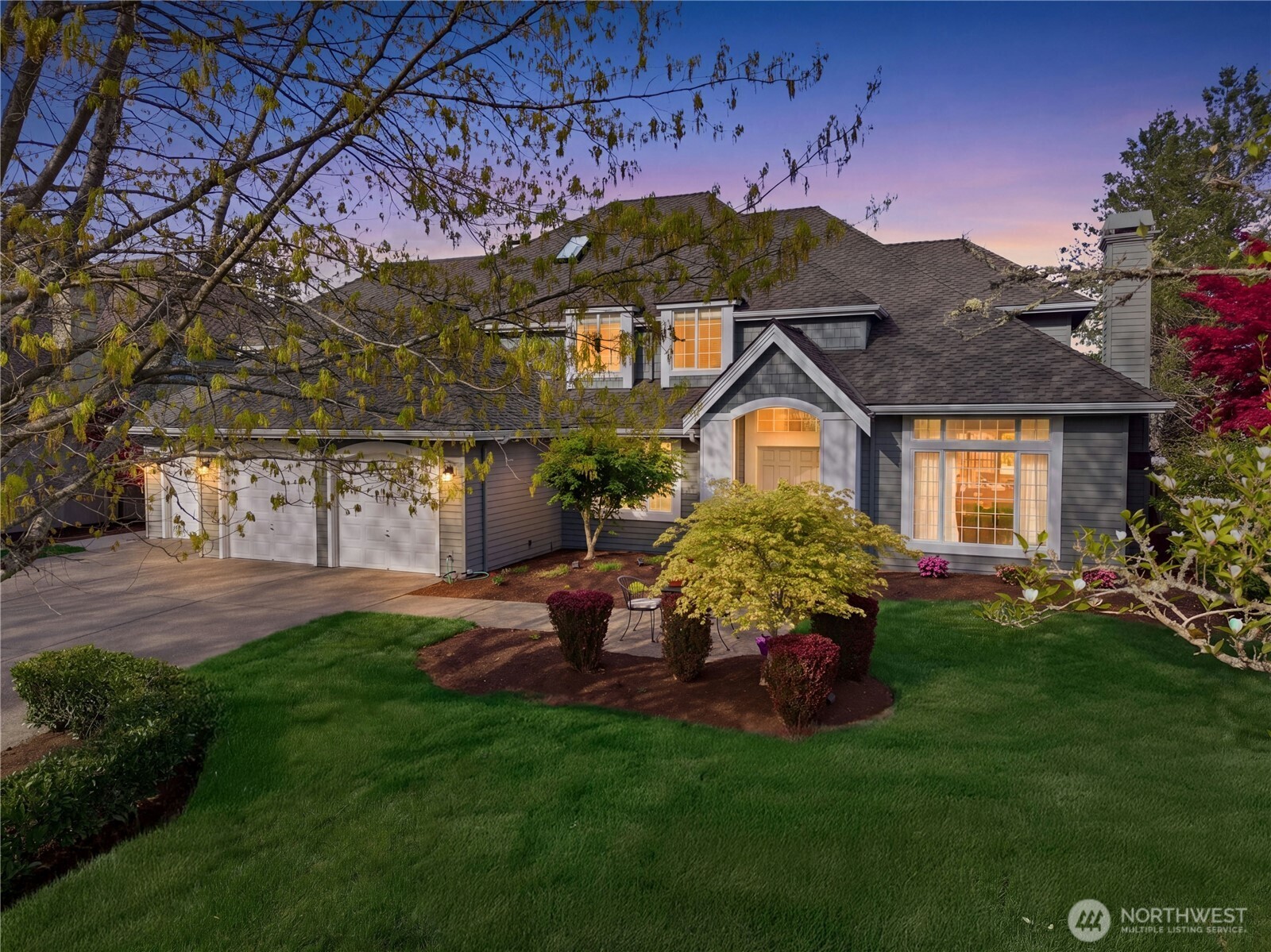 2218 274th Court SE Sammamish WA 98075