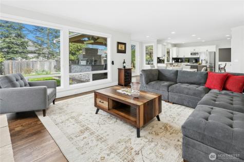 2218 274th Court SE Sammamish WA 98075