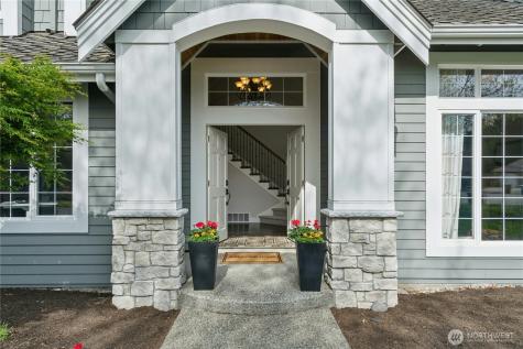2218 274th Court SE Sammamish WA 98075