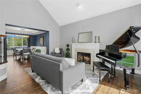 2218 274th Court SE Sammamish WA 98075