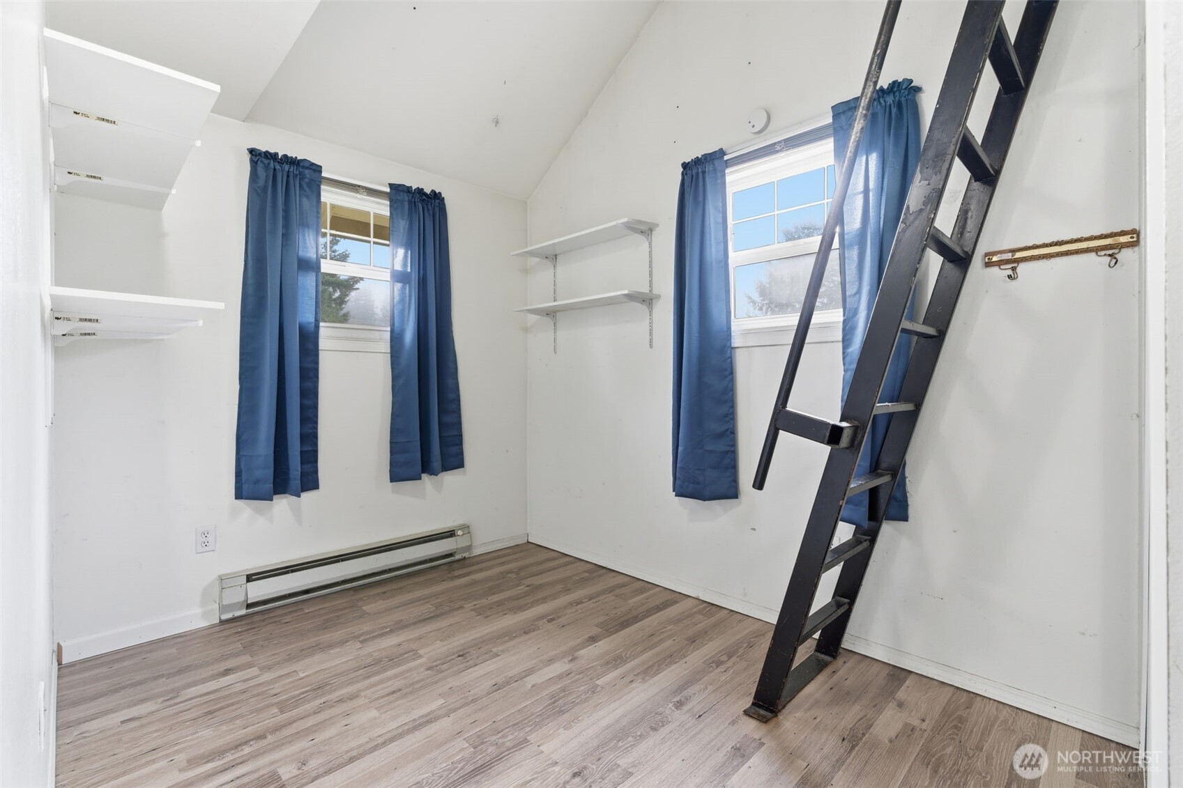 403 Queen Avenue Pe Ell WA 98572