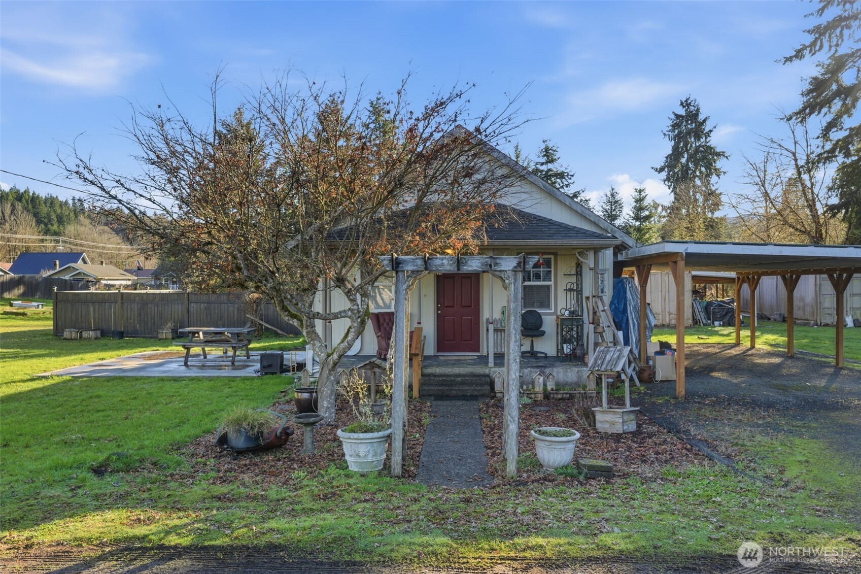 403 Queen Avenue Pe Ell WA 98572