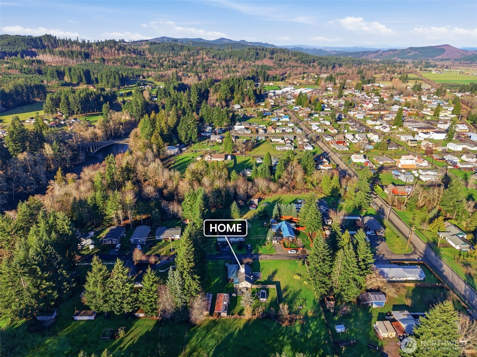 403 Queen Avenue Pe Ell WA 98572
