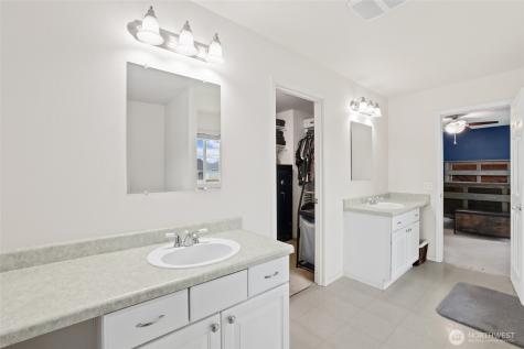18412 95th Avenue Ct E Puyallup WA 98375