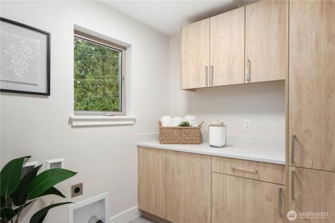 8707 126th Avenue NE Kirkland WA 98033