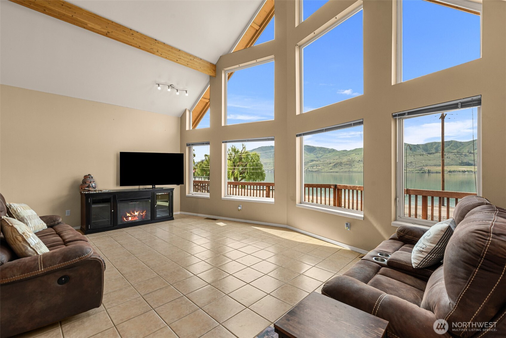 111 Eldorado Way Chelan WA 98816