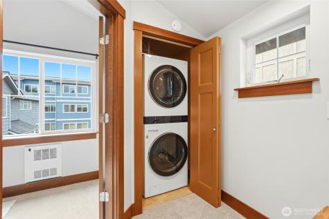 725 N 95th Street Seattle WA 98103